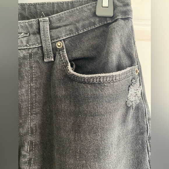 BDG Stretch High Rise Flare Distressed Black Jeans Size 29 - Picture 3 of 7